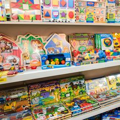 Educational Toys, Games & Hands on Learning