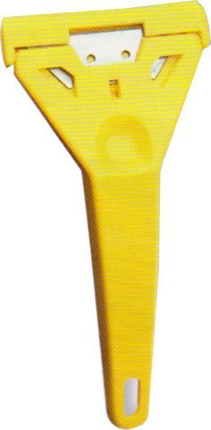 Glass Scraper Plastic Handle Osmer *Each*  9313023011535
